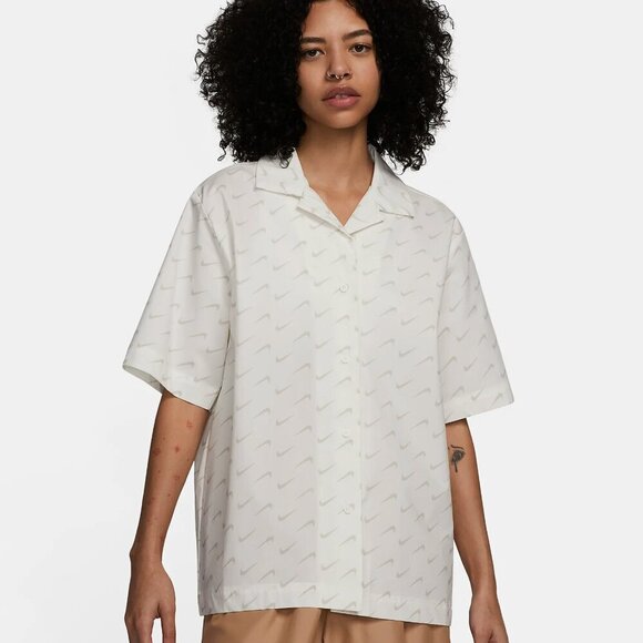 Nike Women's Sportswear Everyday Modern Oversize Button Shirt Size M SKU# S2457 - Picture 1 of 7